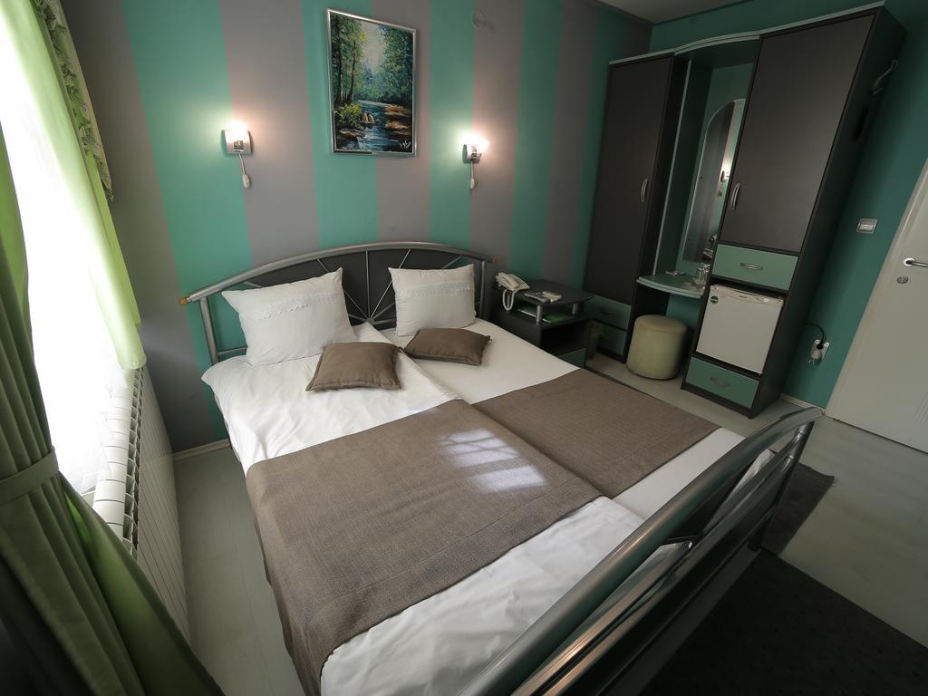 Hotel Zeneva Kragujevac Room photo