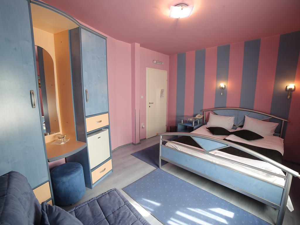 Hotel Zeneva Kragujevac Room photo