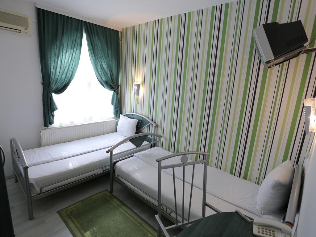 Hotel Zeneva Kragujevac Room photo
